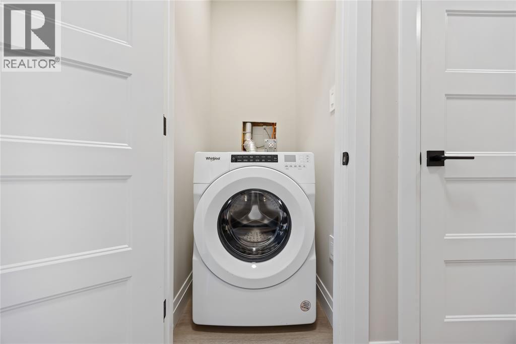 214 St Clair Boulevard Unit# 46, St Clair, ON - Indoor Photo Showing Laundry Room
