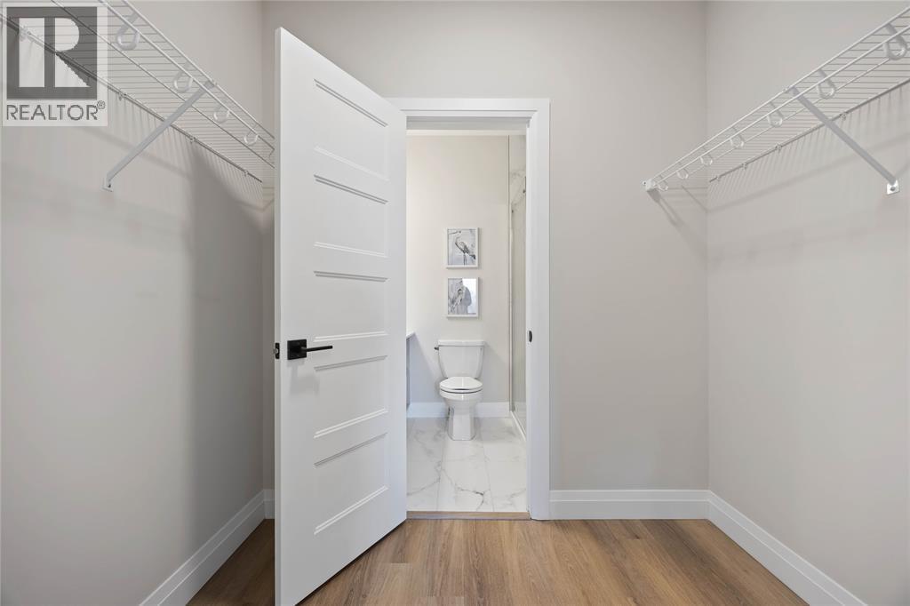 214 St Clair Boulevard Unit# 46, St Clair, ON - Indoor With Storage