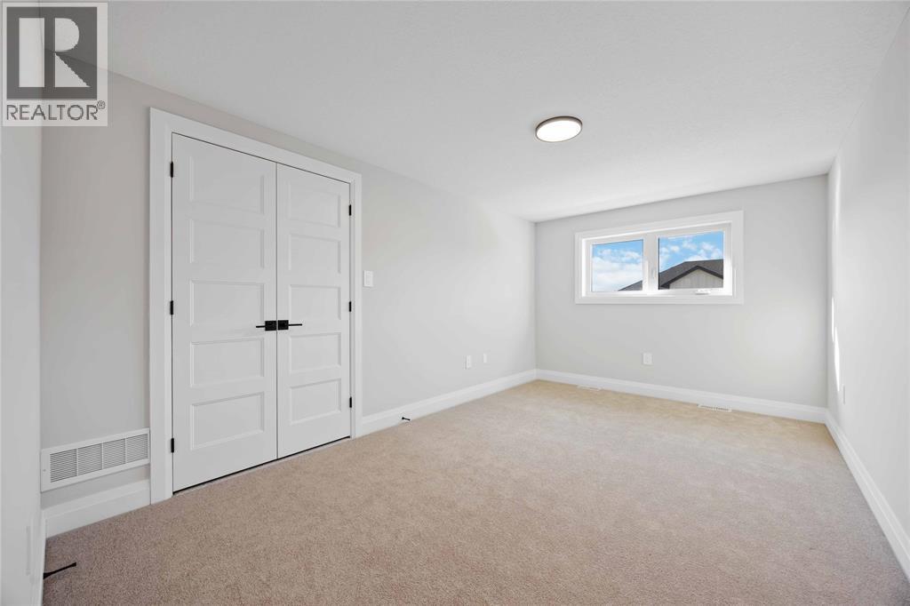 214 St Clair Boulevard Unit# 46, St Clair, ON - Indoor Photo Showing Other Room