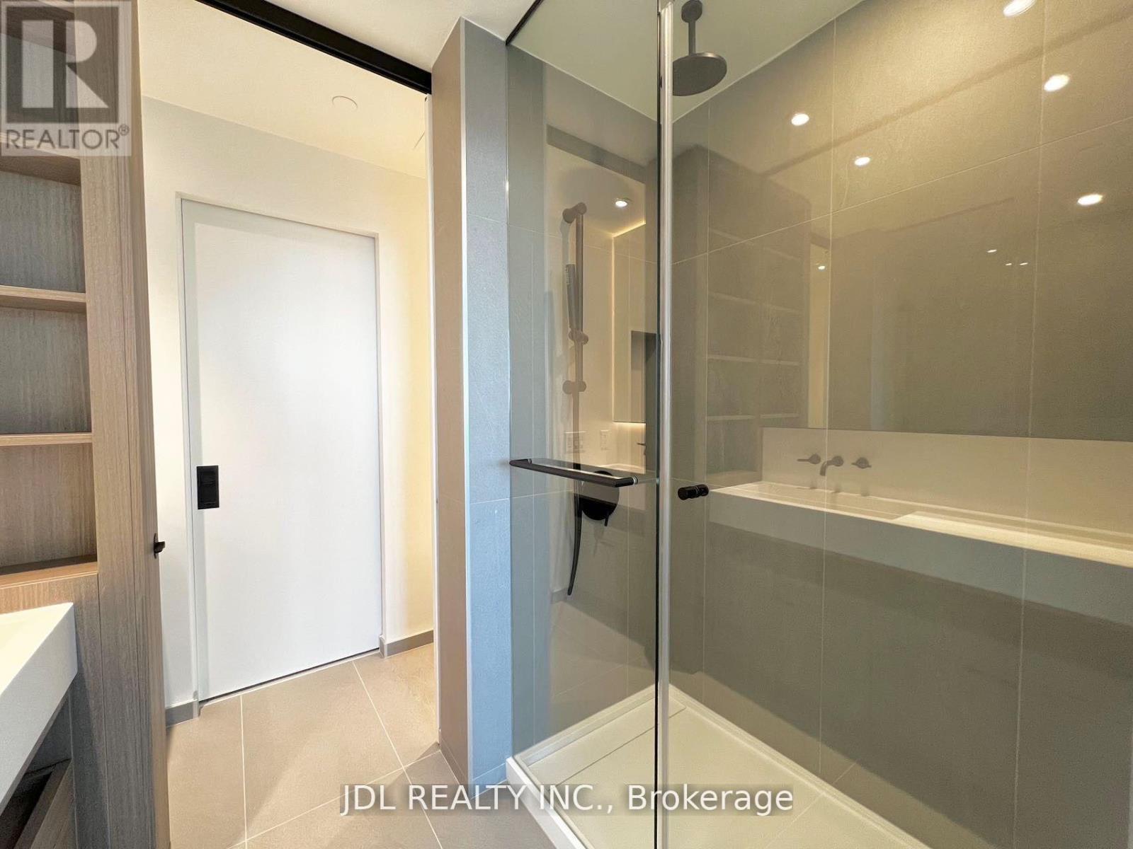 4201 - 55 Charles Street E, Toronto, ON - Indoor Photo Showing Bathroom