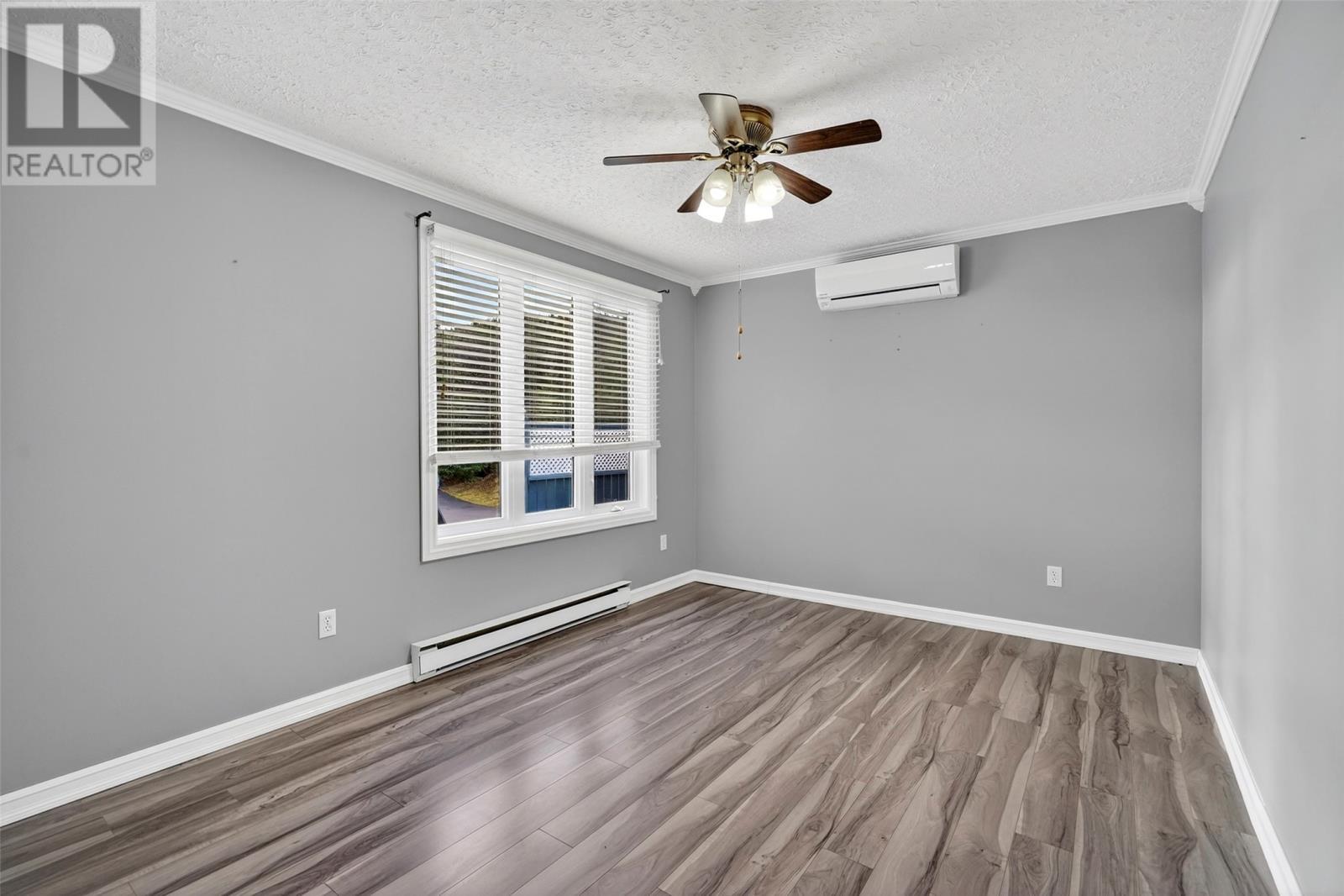 4 French'S Road, Bay Robert'S, NL - Indoor Photo Showing Other Room