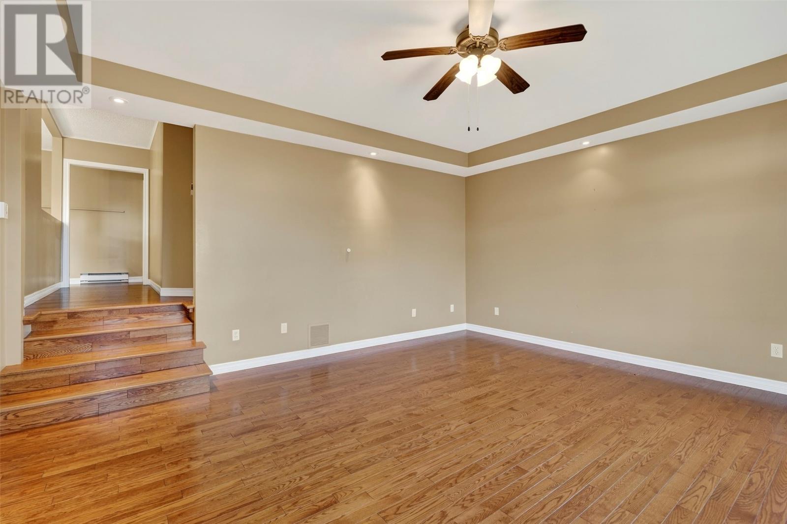 4 French'S Road, Bay Robert'S, NL - Indoor Photo Showing Other Room