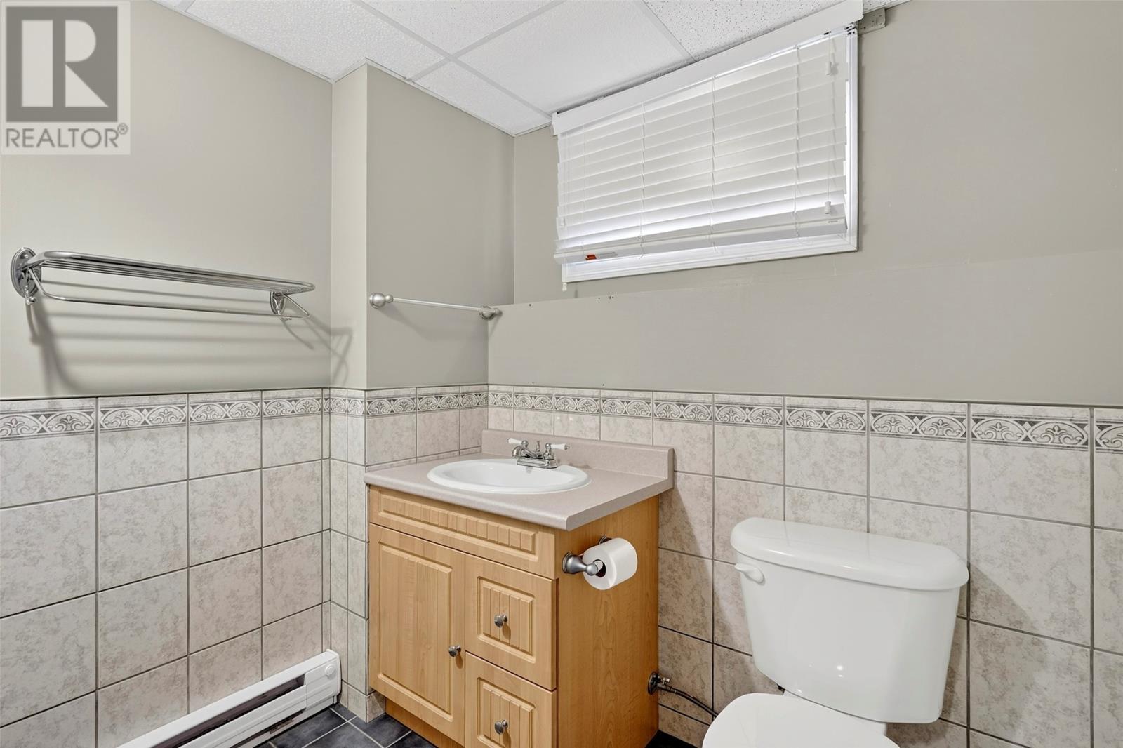 4 French'S Road, Bay Robert'S, NL - Indoor Photo Showing Bathroom