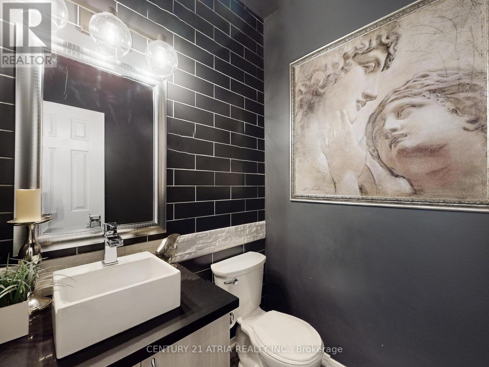 43 Stockell Crescent, Ajax, ON - Indoor Photo Showing Bathroom