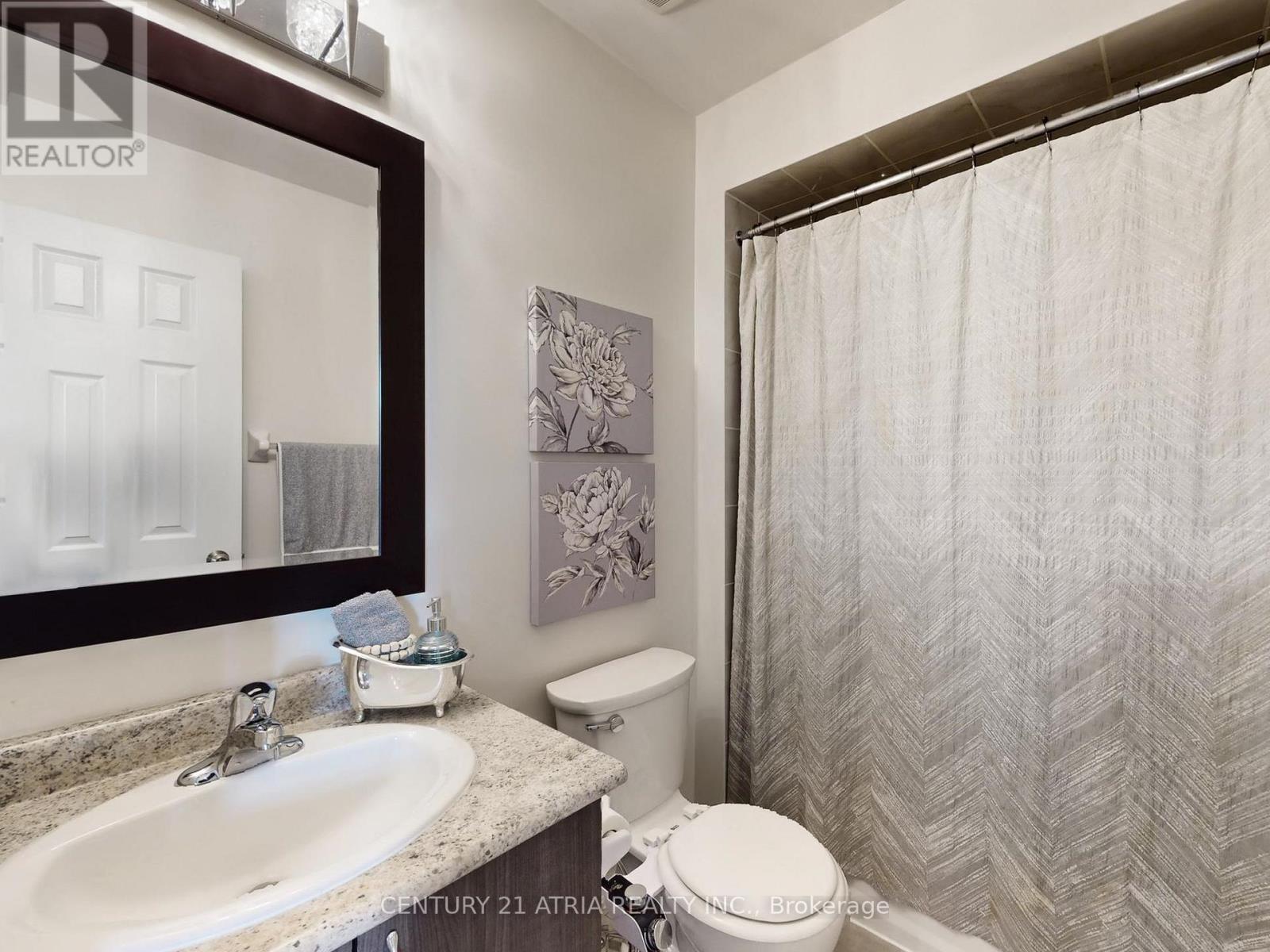 43 Stockell Crescent, Ajax, ON - Indoor Photo Showing Bathroom