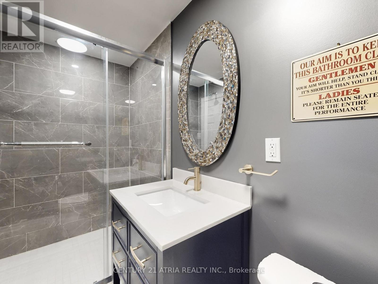 43 Stockell Crescent, Ajax, ON - Indoor Photo Showing Bathroom