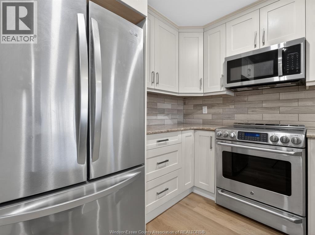 1797 Balfour Boulevard, Windsor, ON - Indoor Photo Showing Kitchen