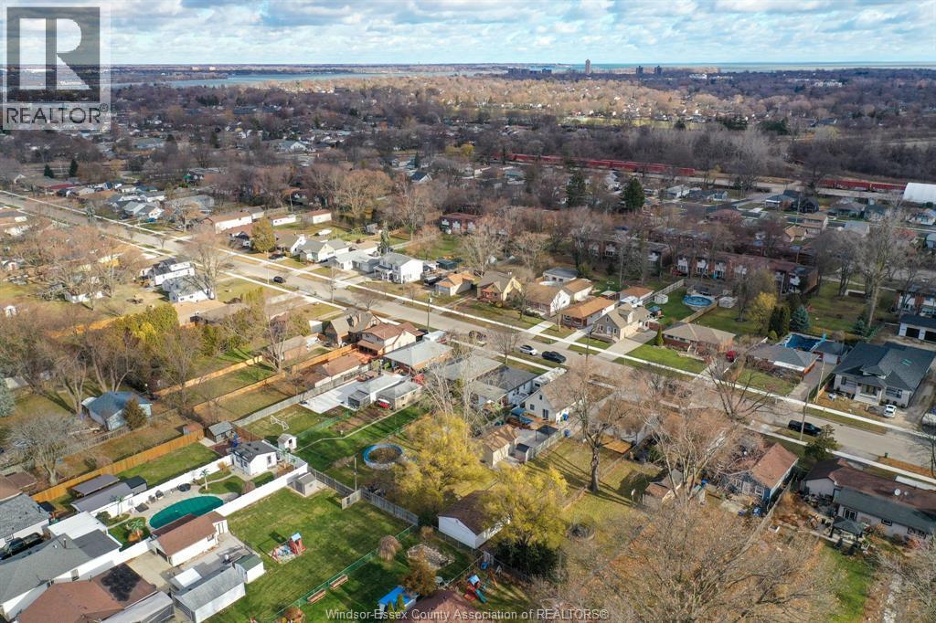 1797 Balfour Boulevard, Windsor, ON - Outdoor With View