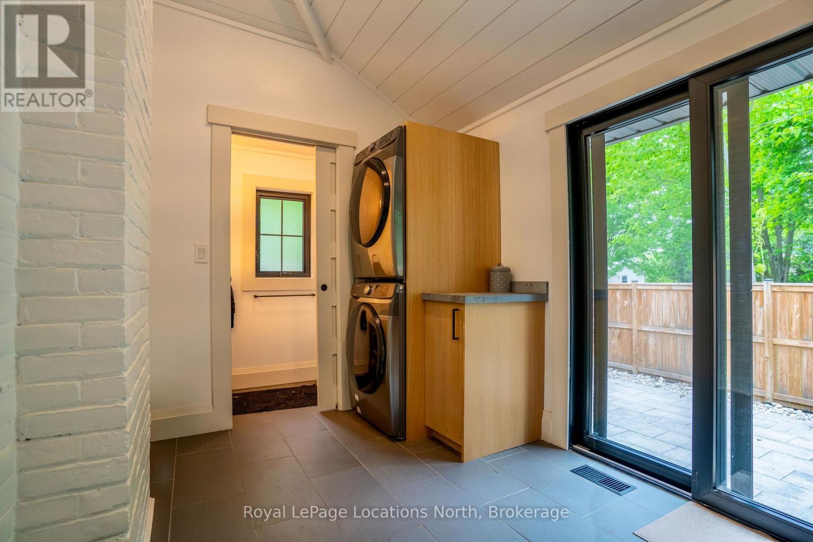 24 Marshall Street W, Meaford, ON - Indoor Photo Showing Other Room