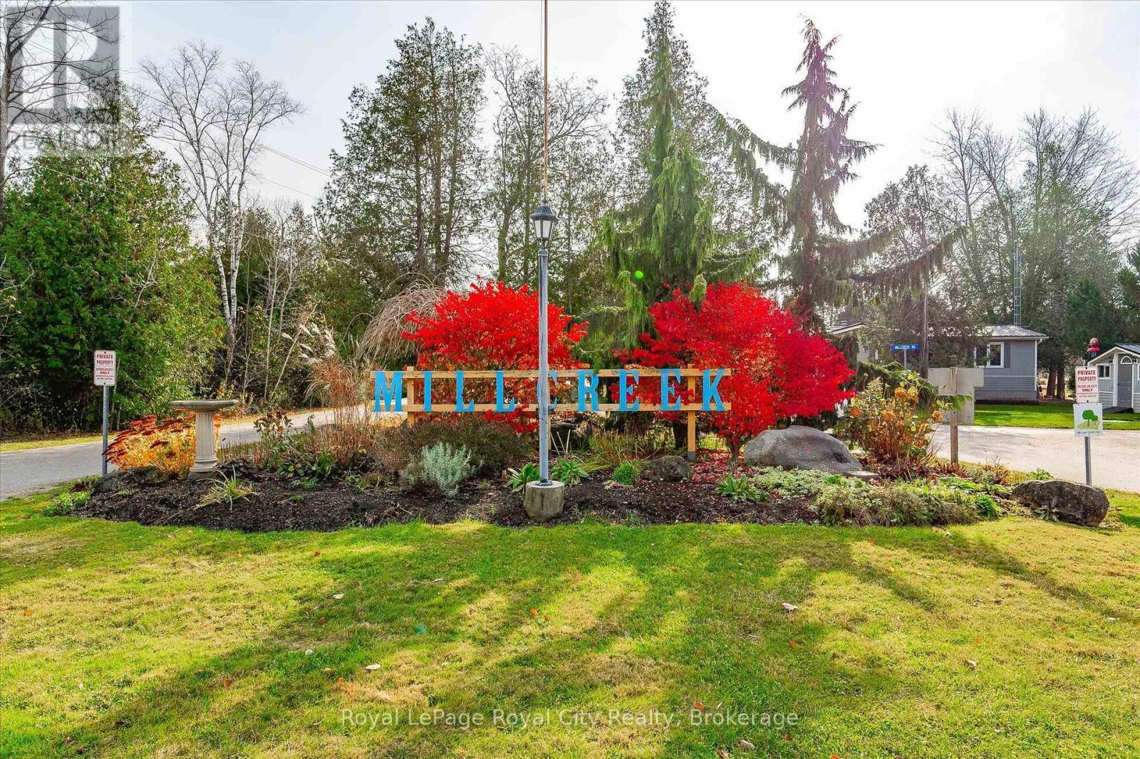 10 Spruce Avenue, Puslinch, ON - Outdoor