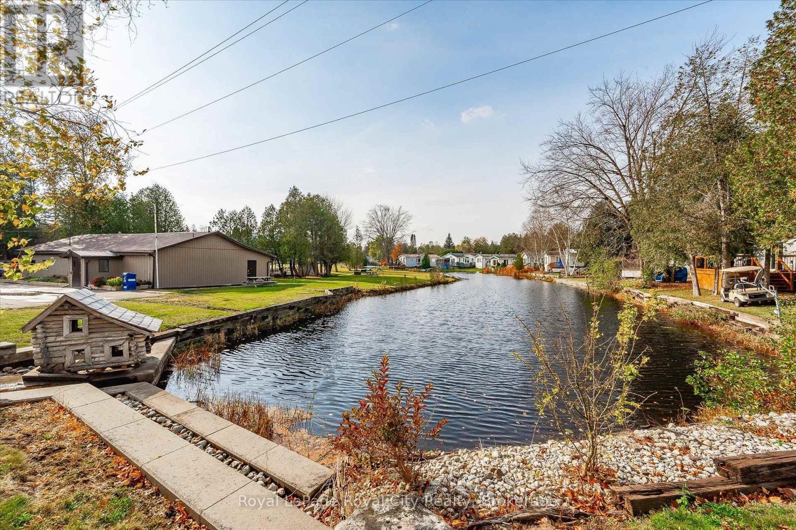 10 Spruce Avenue, Puslinch, ON - Outdoor With Body Of Water