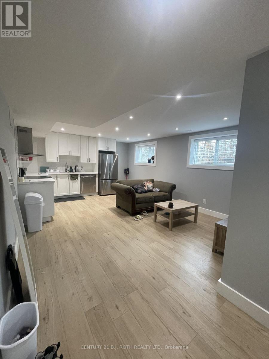 56 Olive Crescent, Orillia, ON - Indoor