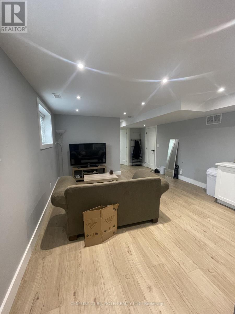 56 Olive Crescent, Orillia, ON - Indoor