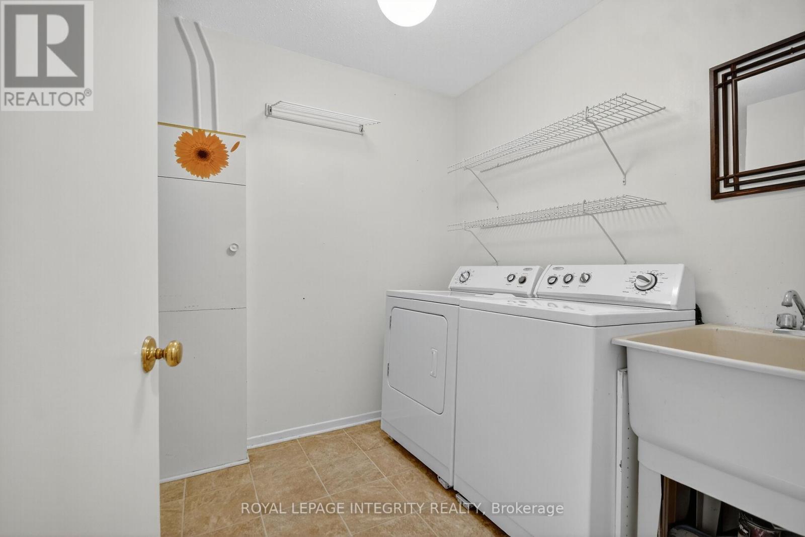 A - 214 Equestrian Drive N, Ottawa, ON - Indoor Photo Showing Laundry Room