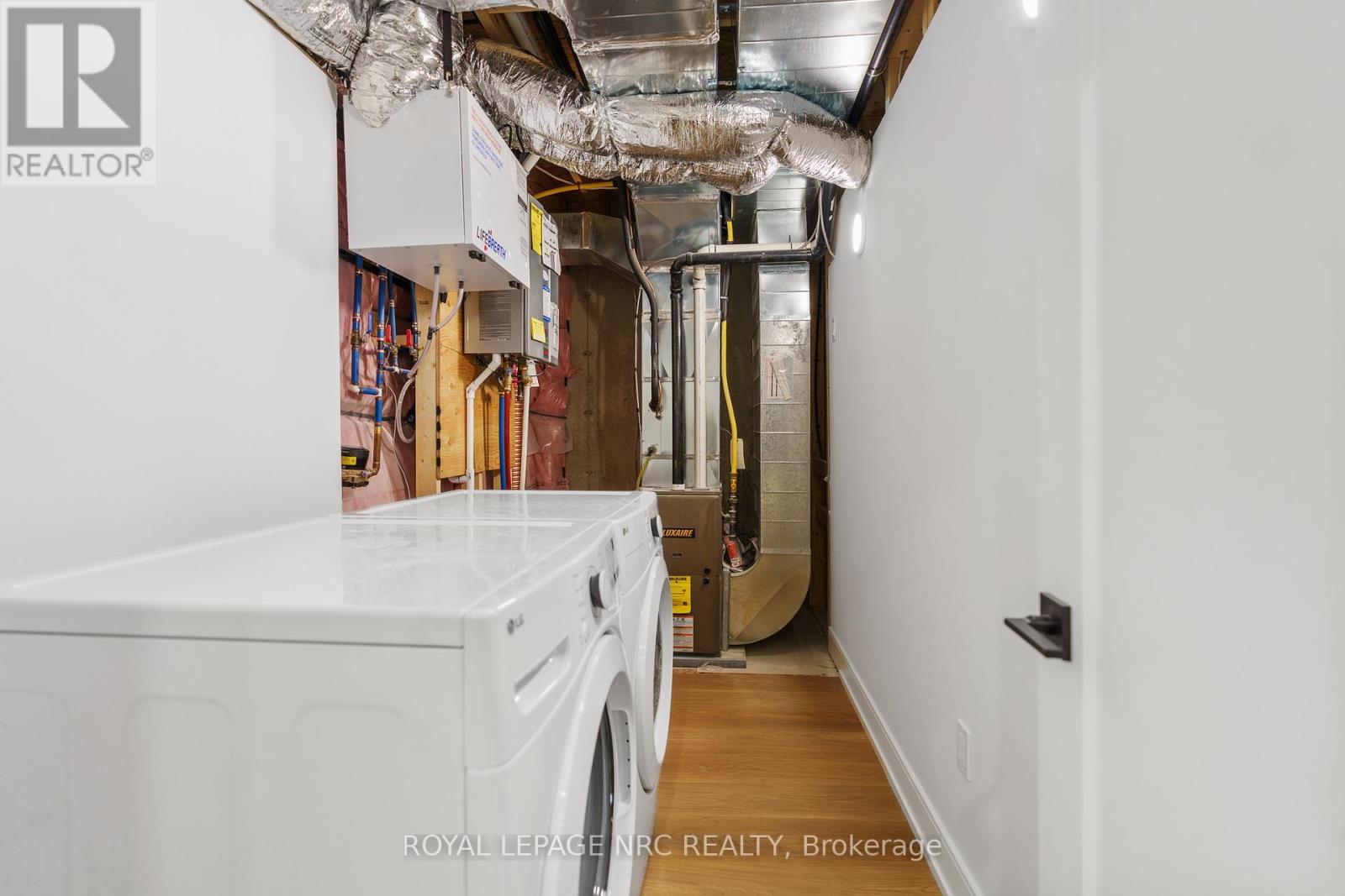 Lower - 7386 Splendour Drive, Niagara Falls (Brown), ON - Indoor Photo Showing Basement
