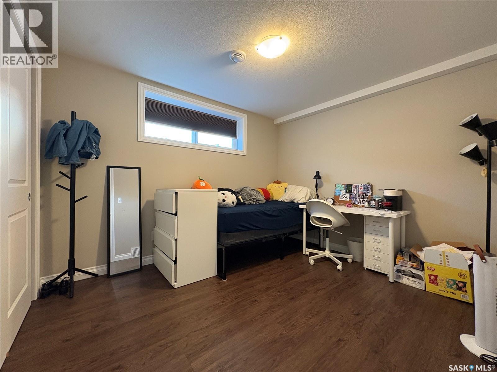 4301 Green Poplar Lane, Regina, SK - Indoor