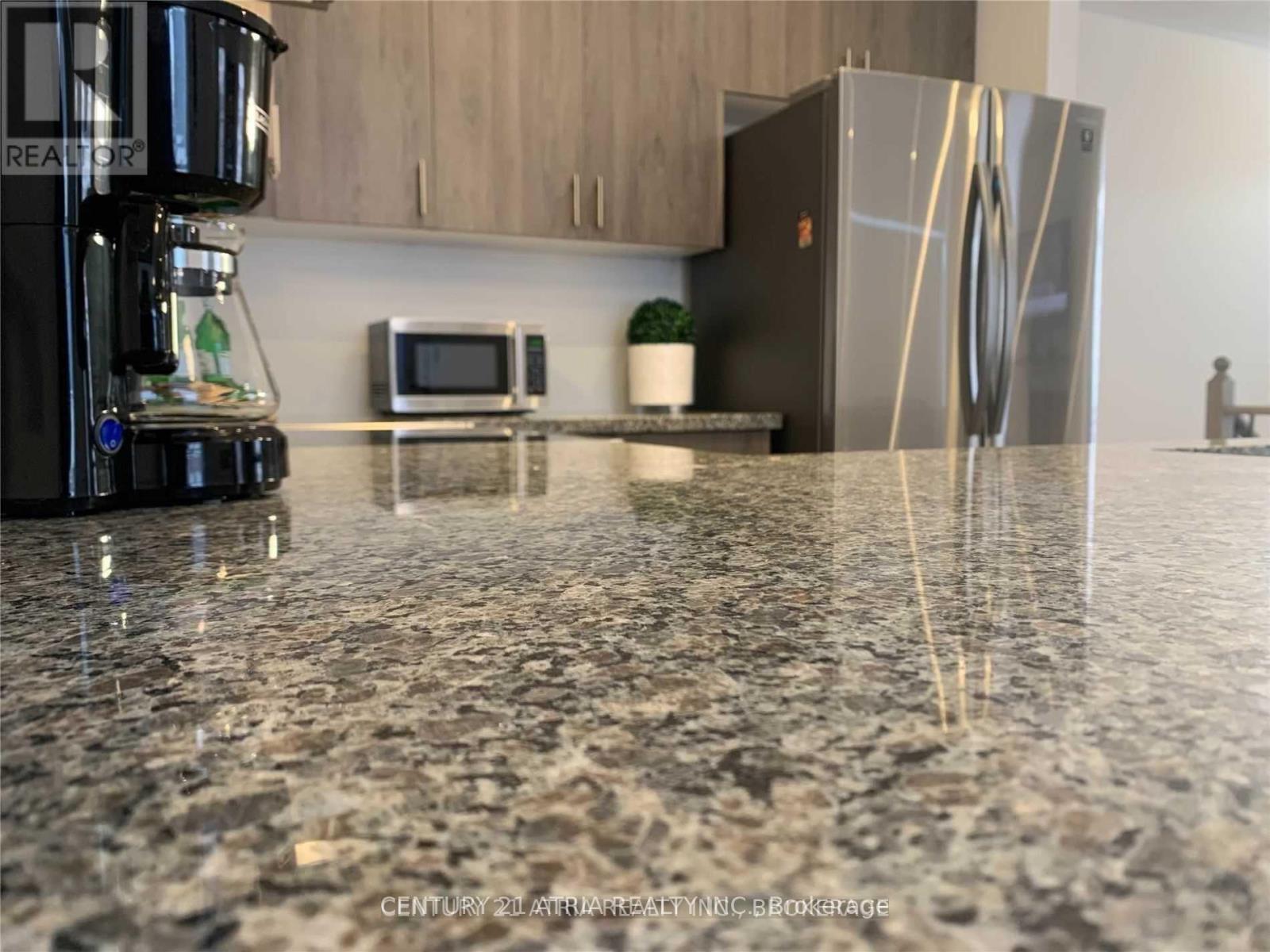 18 Bianca Crescent, Wasaga Beach, ON - Indoor Photo Showing Kitchen