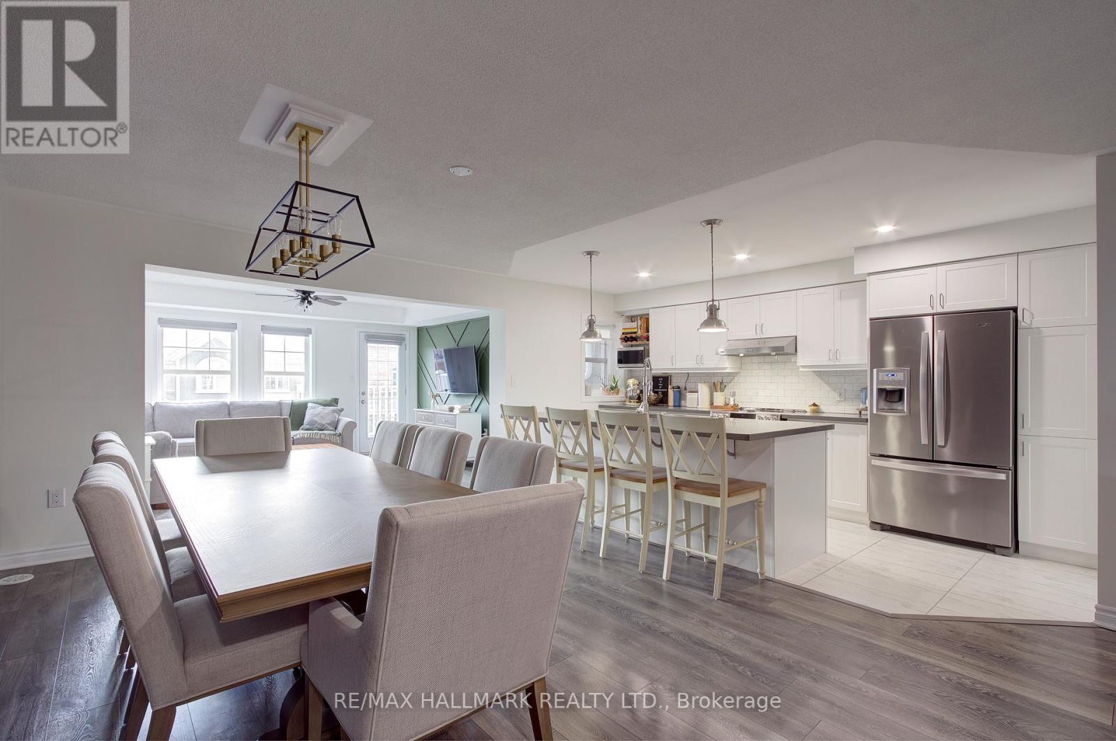 1036 Dragonfly Avenue, Pickering, ON - Indoor Photo Showing Dining Room
