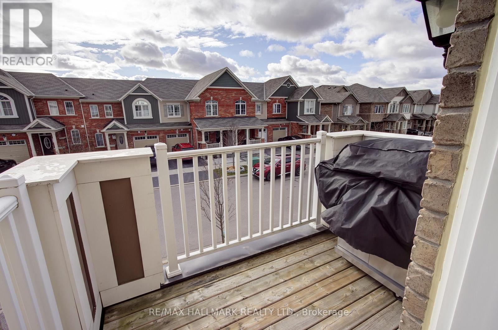 1036 Dragonfly Avenue, Pickering, ON - Outdoor