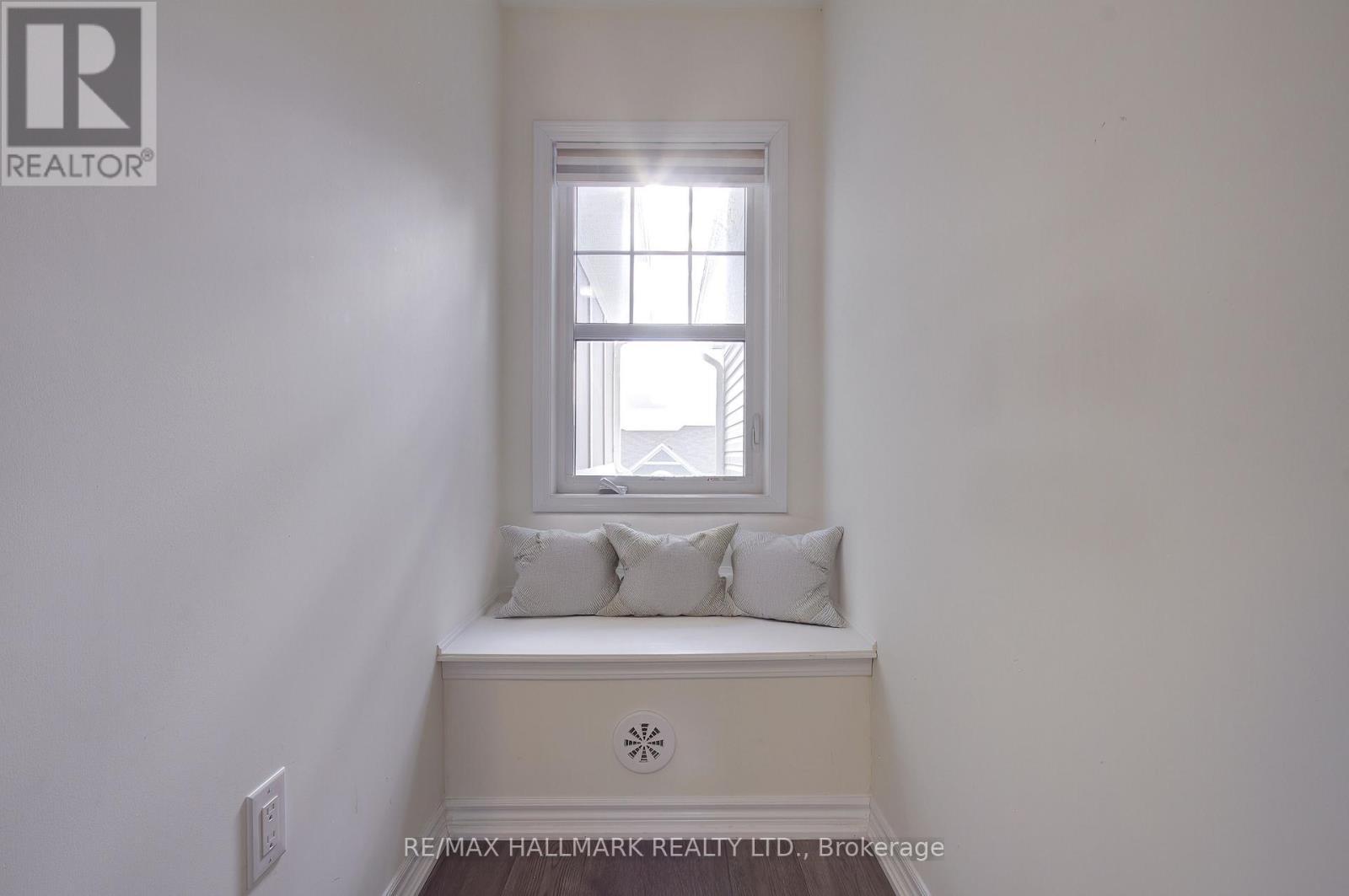 1036 Dragonfly Avenue, Pickering, ON - Indoor