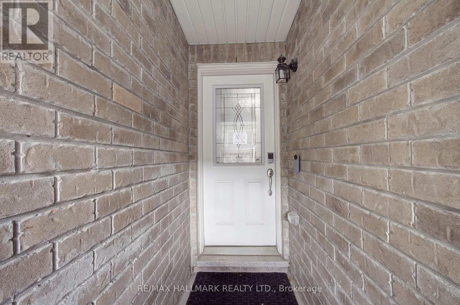 1036 Dragonfly Avenue, Pickering, ON -