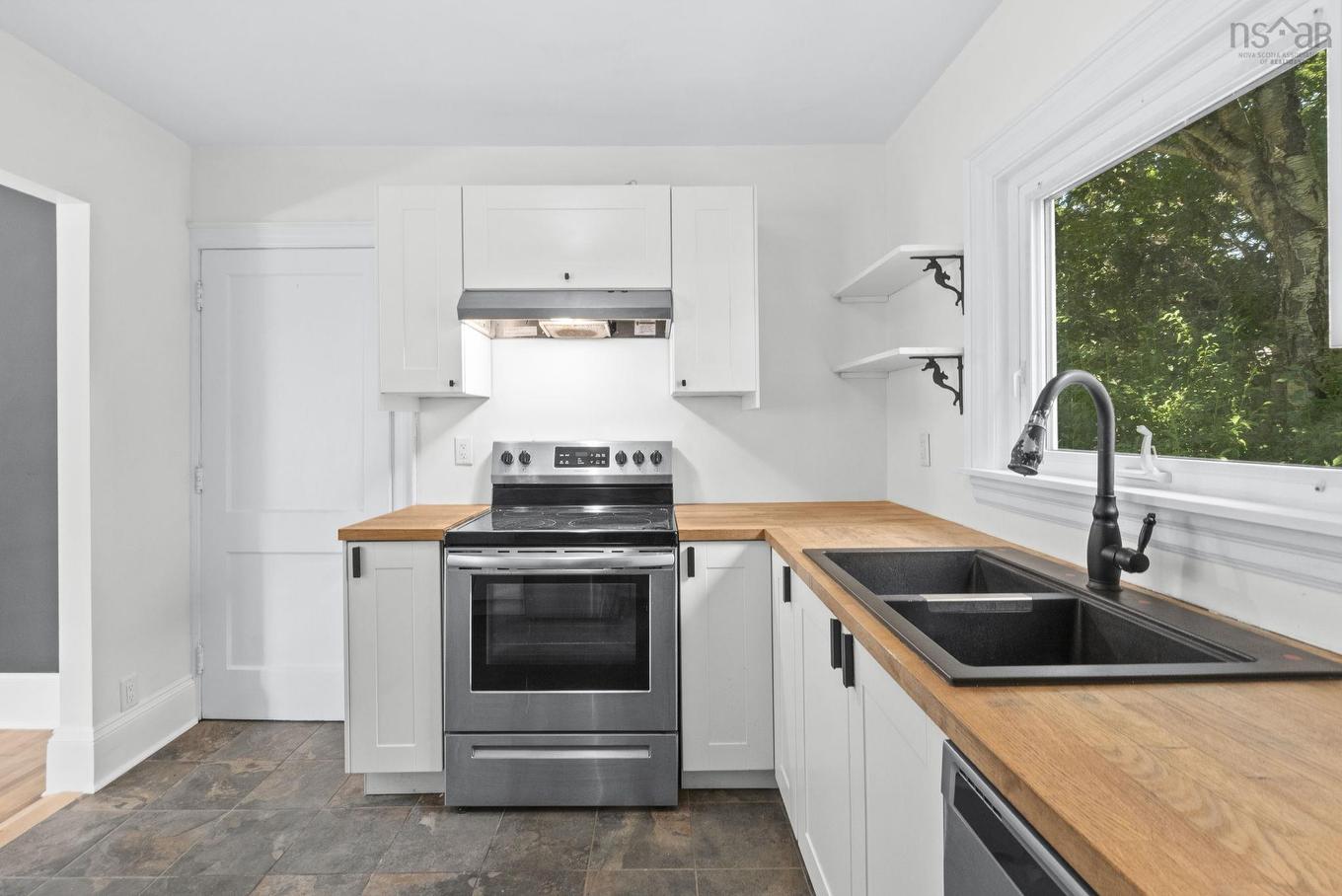 44 Dakin Drive, Halifax, NS