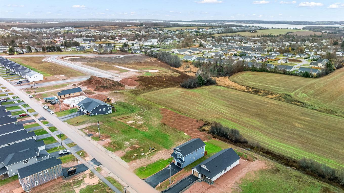 112 Samantha Lane, Cornwall, PE