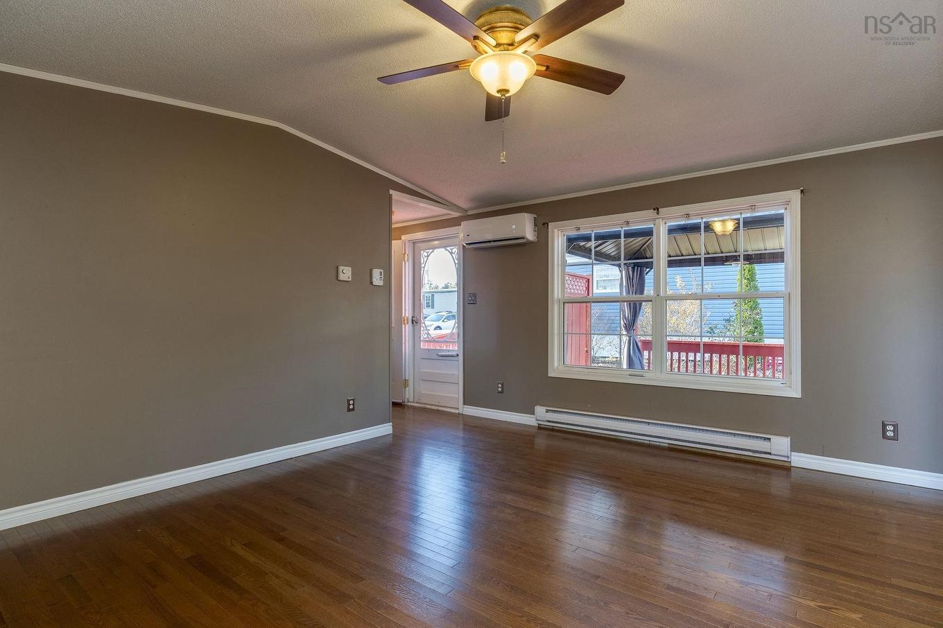 12 Eighth Street, Lucasville, NS