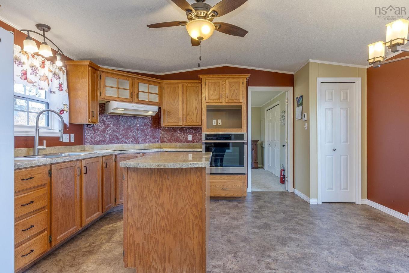 12 Eighth Street, Lucasville, NS