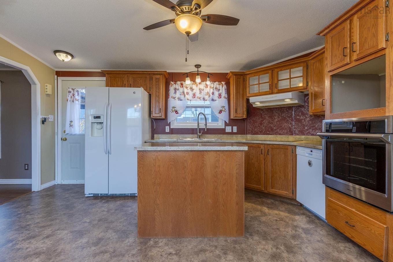 12 Eighth Street, Lucasville, NS