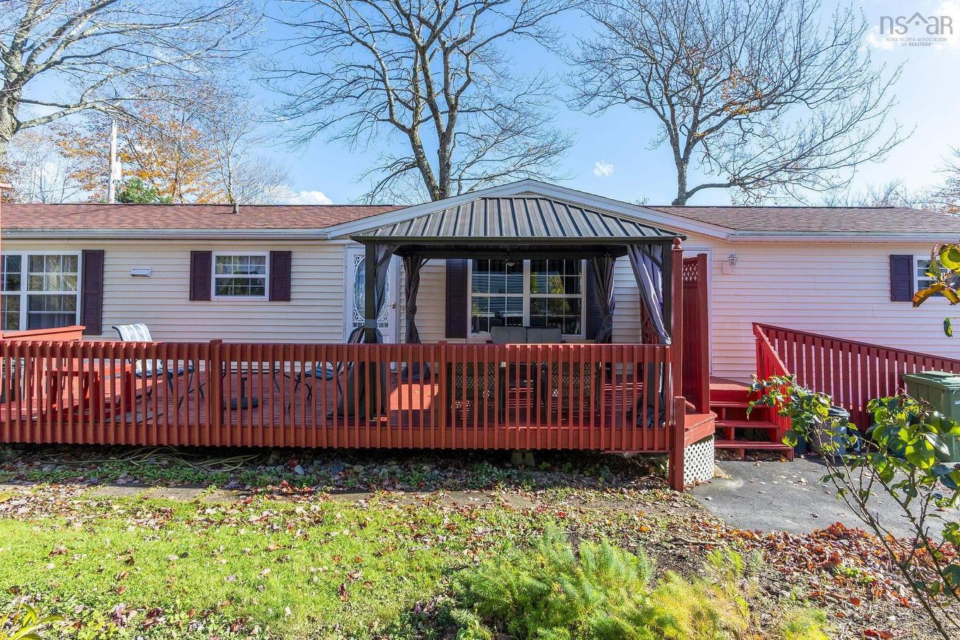 12 Eighth Street, Lucasville, NS