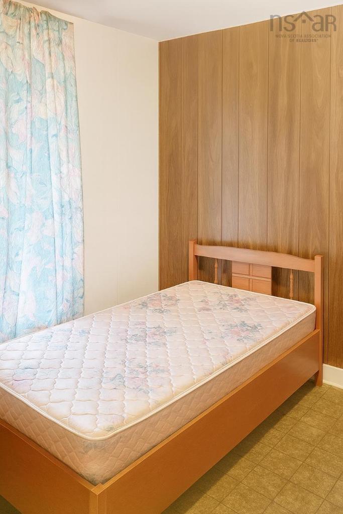 9773 Highway 8, Caledonia, NS