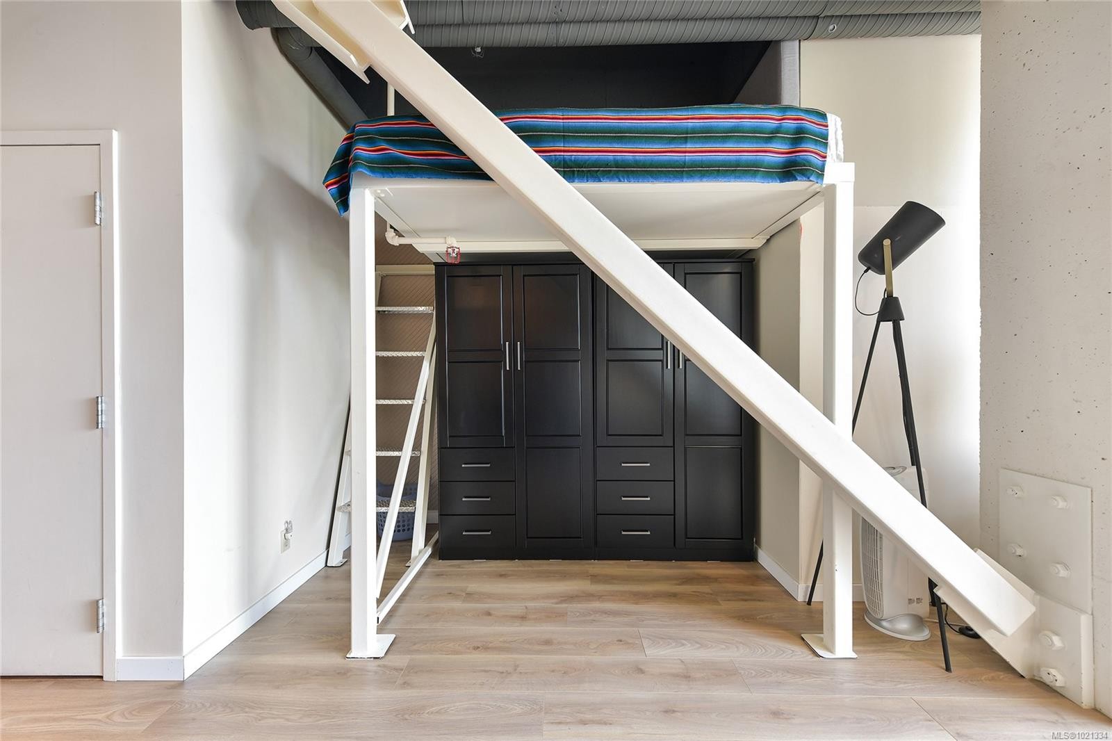 513-1061 Fort St, Victoria, BC - Indoor Photo Showing Other Room