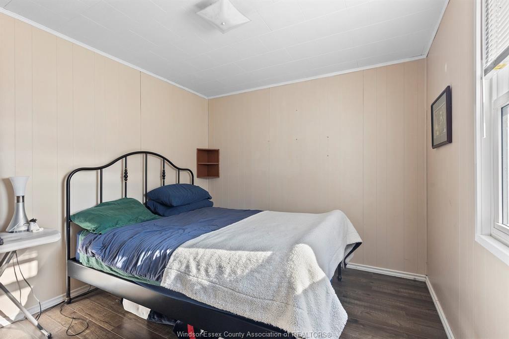 100 Elm Street, Wheatley, ON