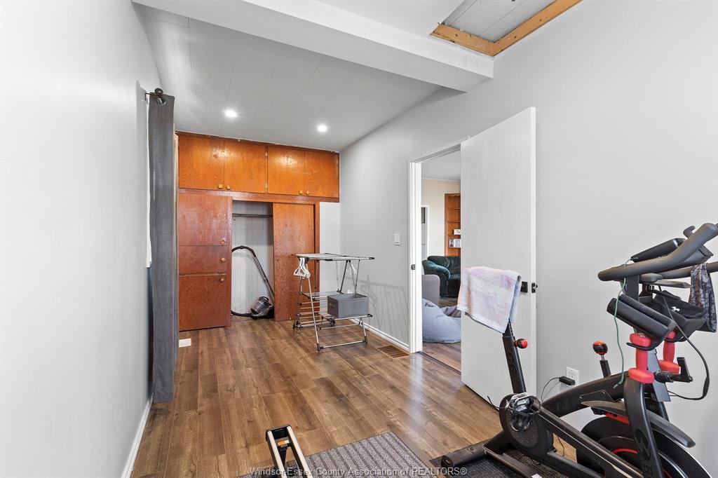 100 Elm Street, Wheatley, ON