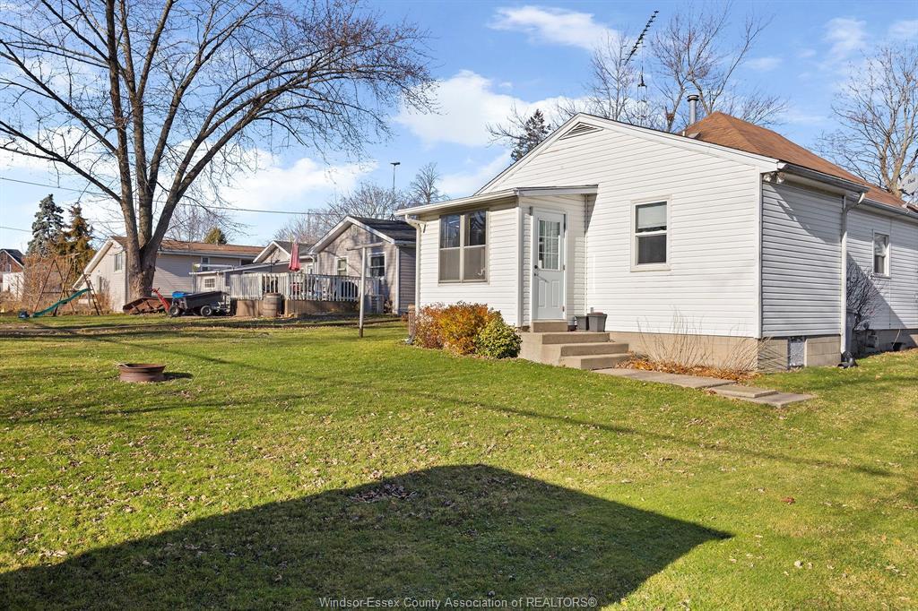 100 Elm Street, Wheatley, ON