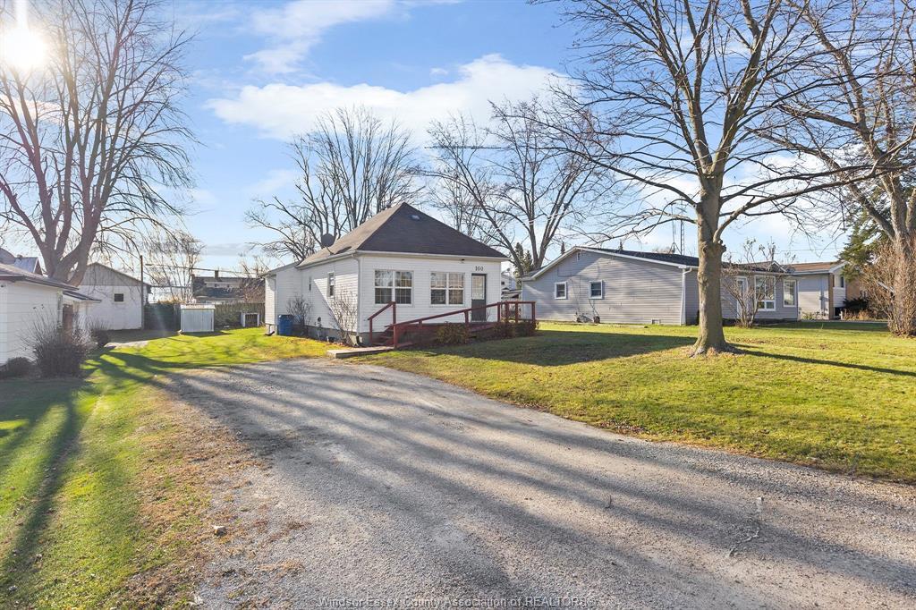 100 Elm Street, Wheatley, ON