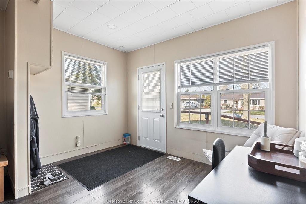 100 Elm Street, Wheatley, ON