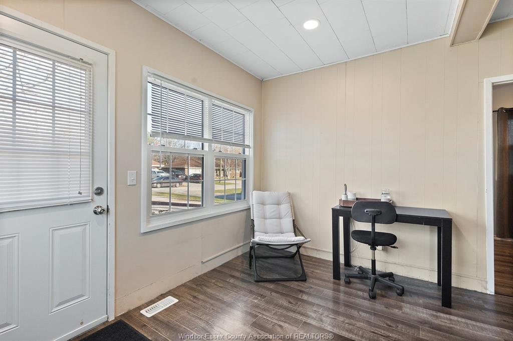 100 Elm Street, Wheatley, ON