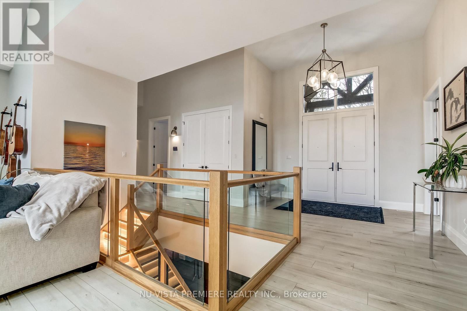 5233 Line 2 Line, Perth South (Blanshard), ON - Indoor Photo Showing Other Room