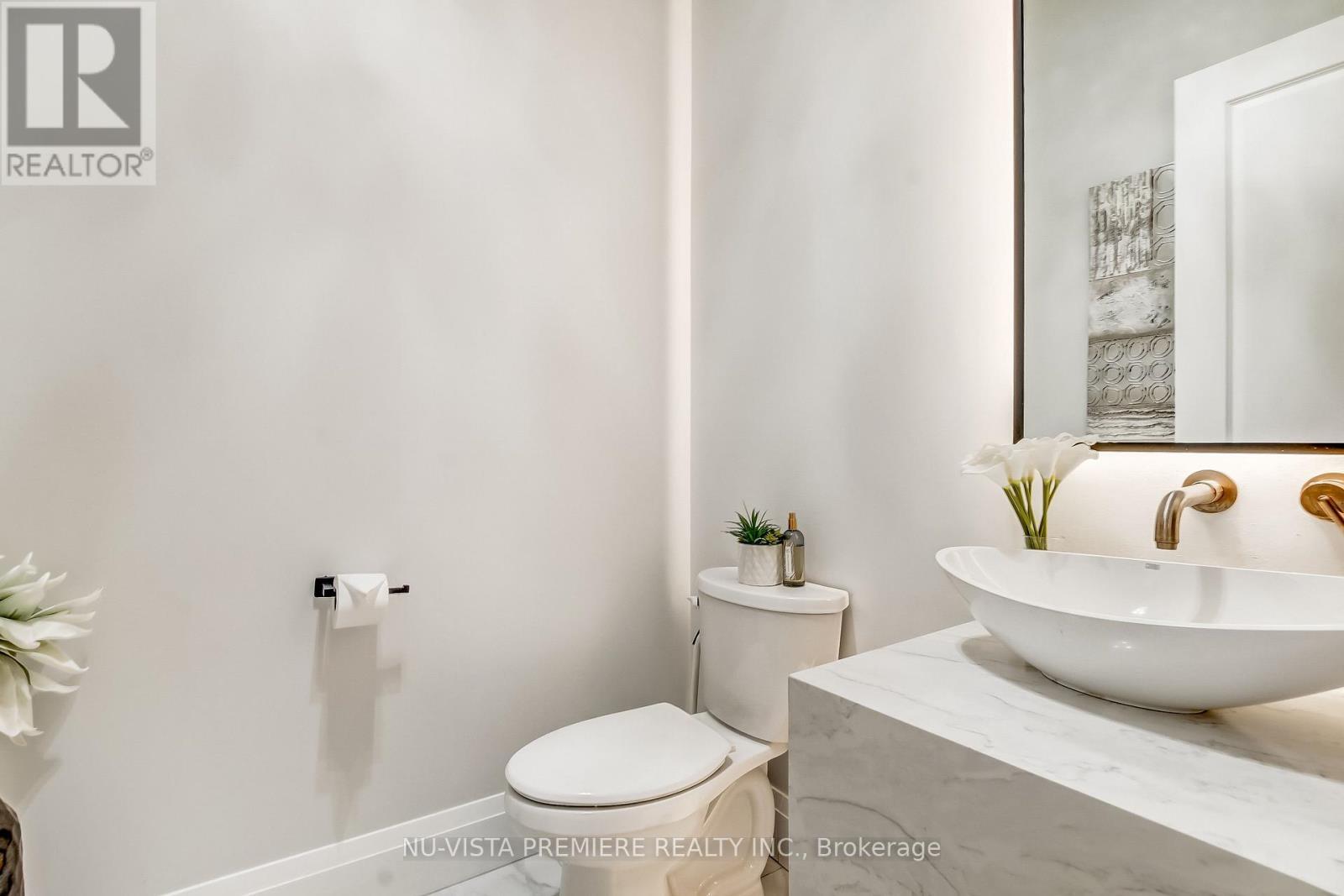 5233 Line 2 Line, Perth South (Blanshard), ON - Indoor Photo Showing Bathroom