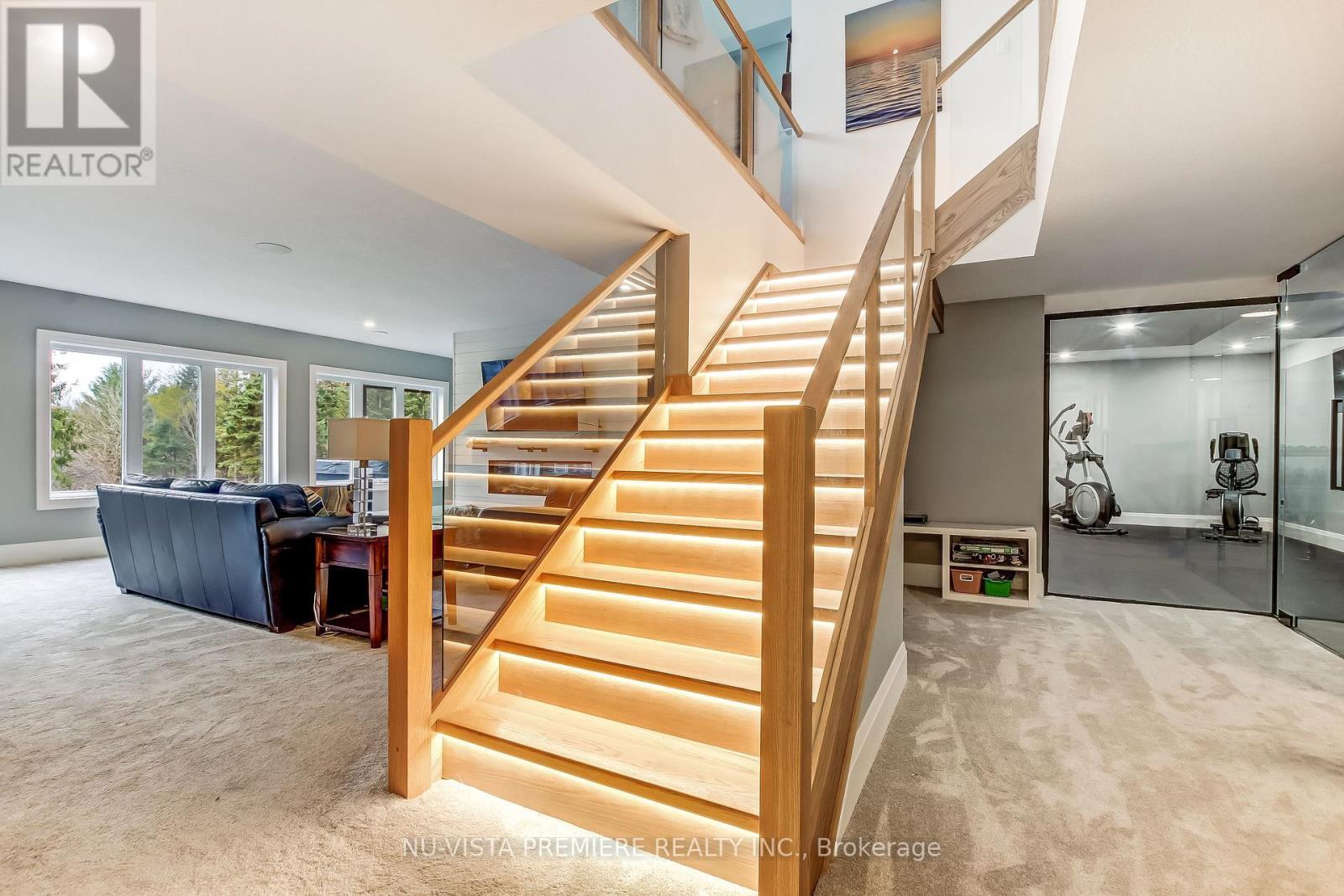 5233 Line 2 Line, Perth South (Blanshard), ON - Indoor Photo Showing Other Room