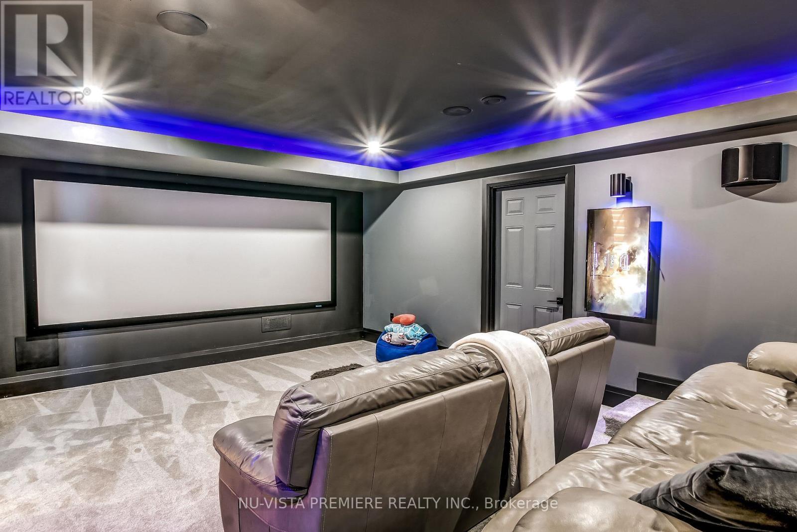 5233 Line 2 Line, Perth South (Blanshard), ON - Indoor Photo Showing Other Room