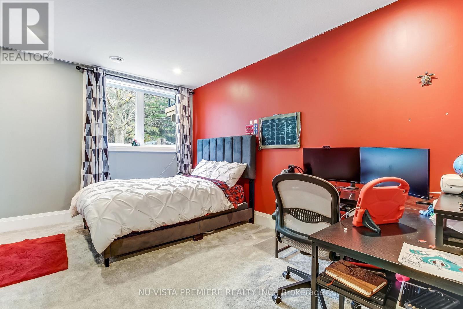 5233 Line 2 Line, Perth South (Blanshard), ON - Indoor Photo Showing Bedroom