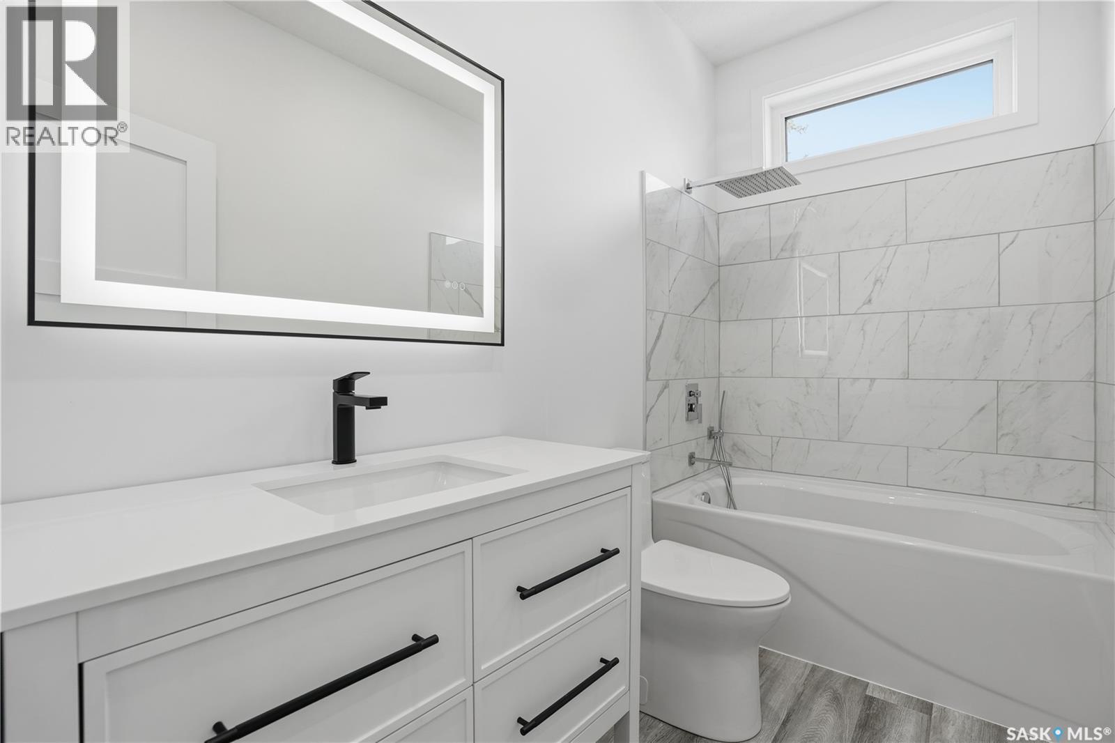 3130 Garnet Street, Regina, SK - Indoor Photo Showing Bathroom