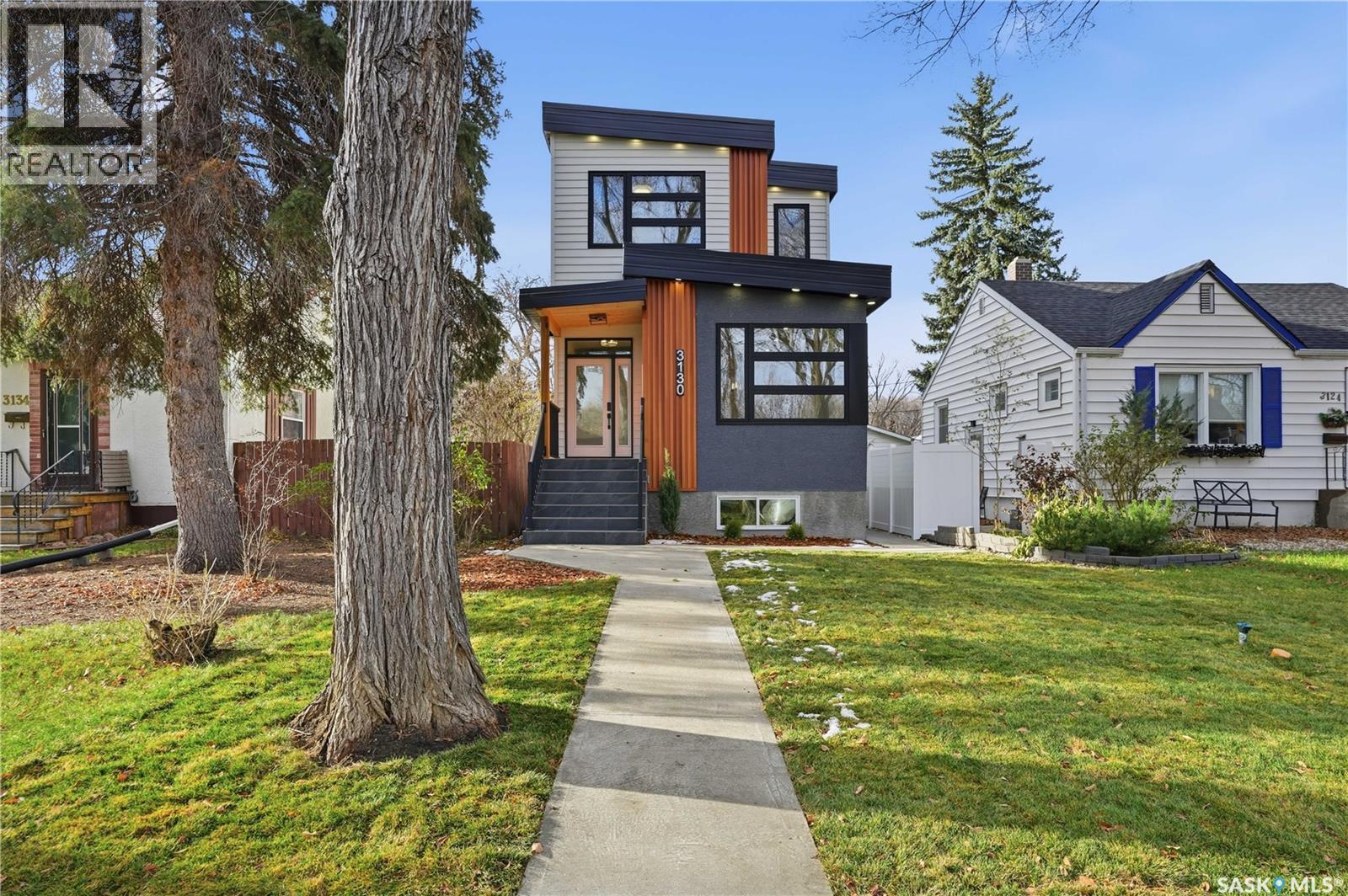 3130 Garnet Street, Regina, SK - Outdoor With Facade