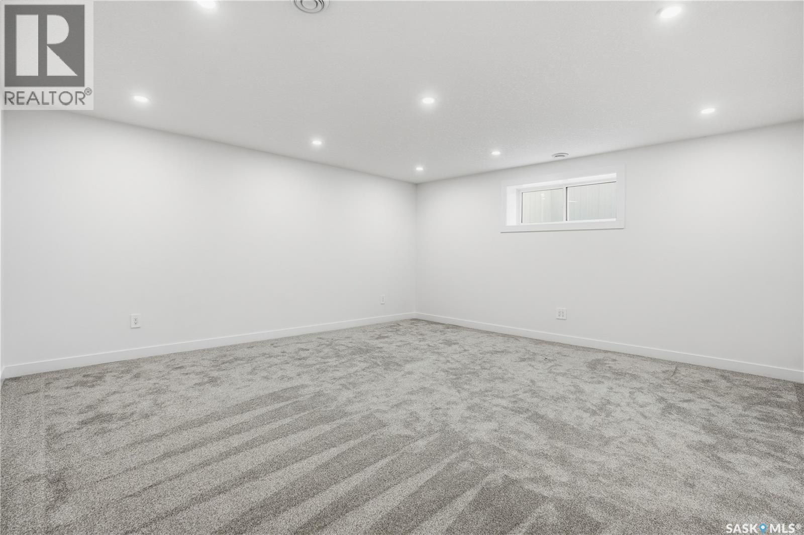 3130 Garnet Street, Regina, SK - Indoor