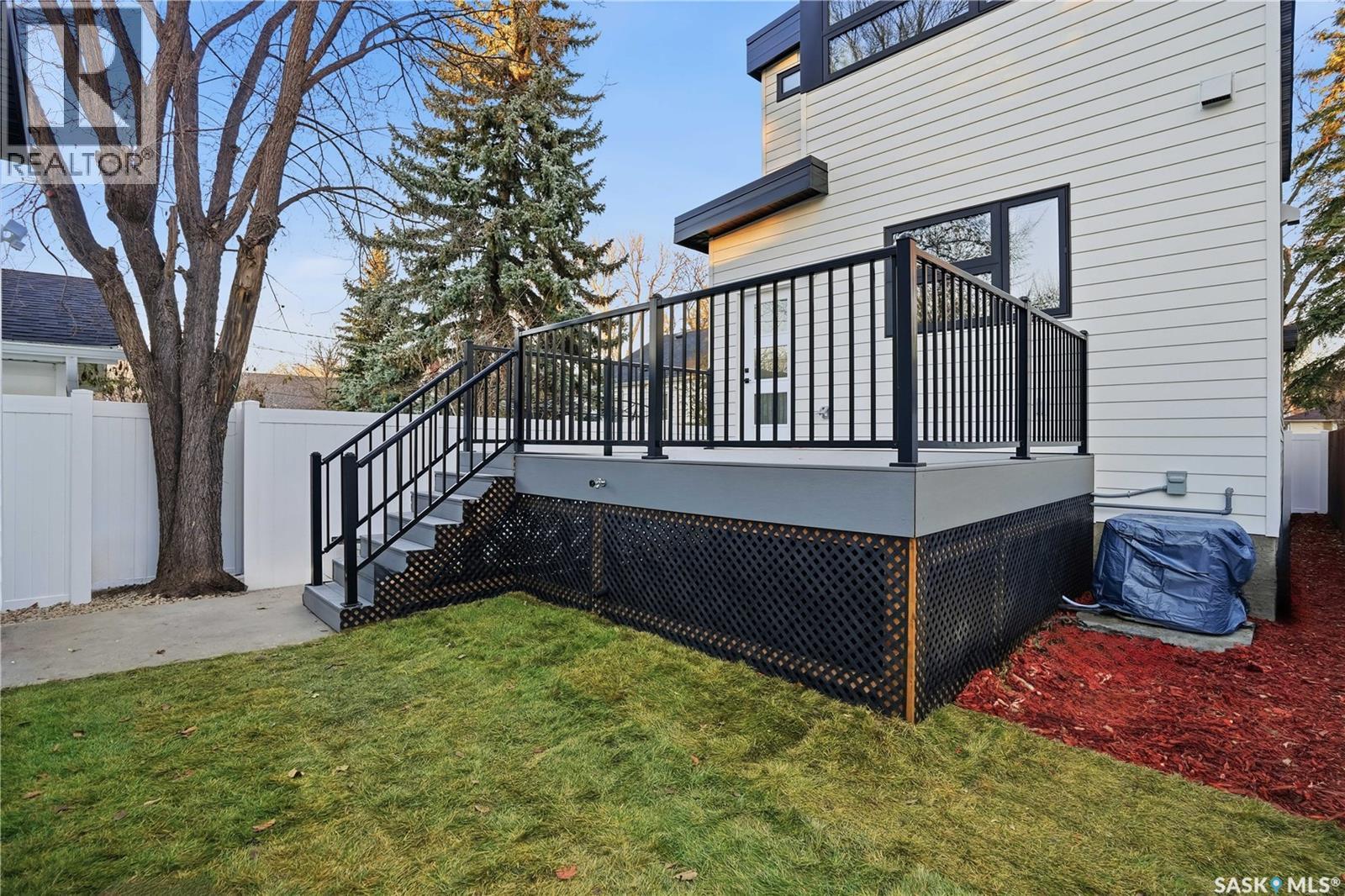 3130 Garnet Street, Regina, SK - Outdoor With Exterior