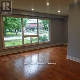 72 Daphne Crescent, Barrie, ON - Indoor Photo Showing Other Room