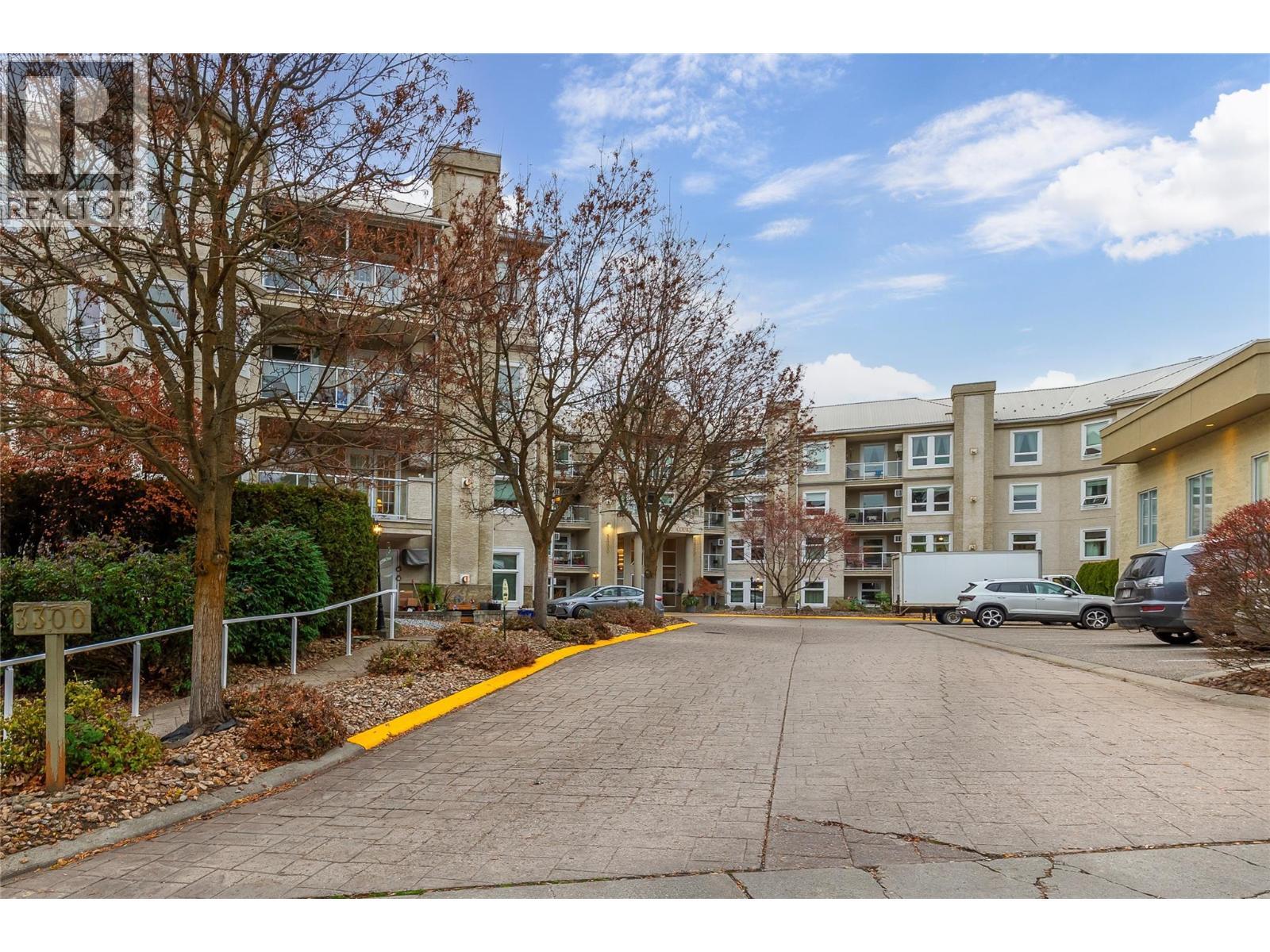 3300 Centennial Drive Unit# 204, Vernon, BC - Outdoor With Facade